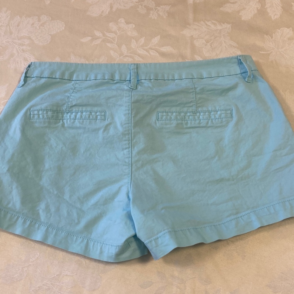 Old Navy 3" Short - Picture 2 of 7